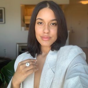 Meet your Posher, Nairely